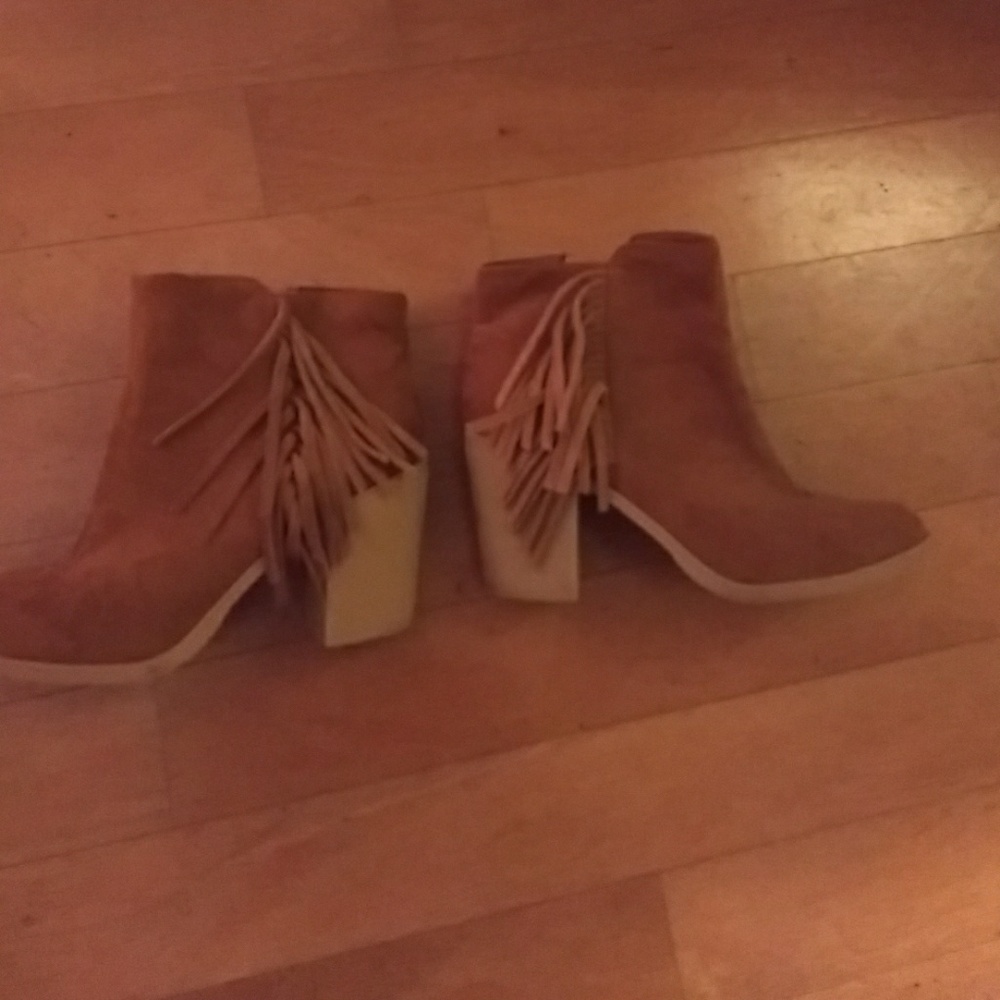 H and m fringe booties
